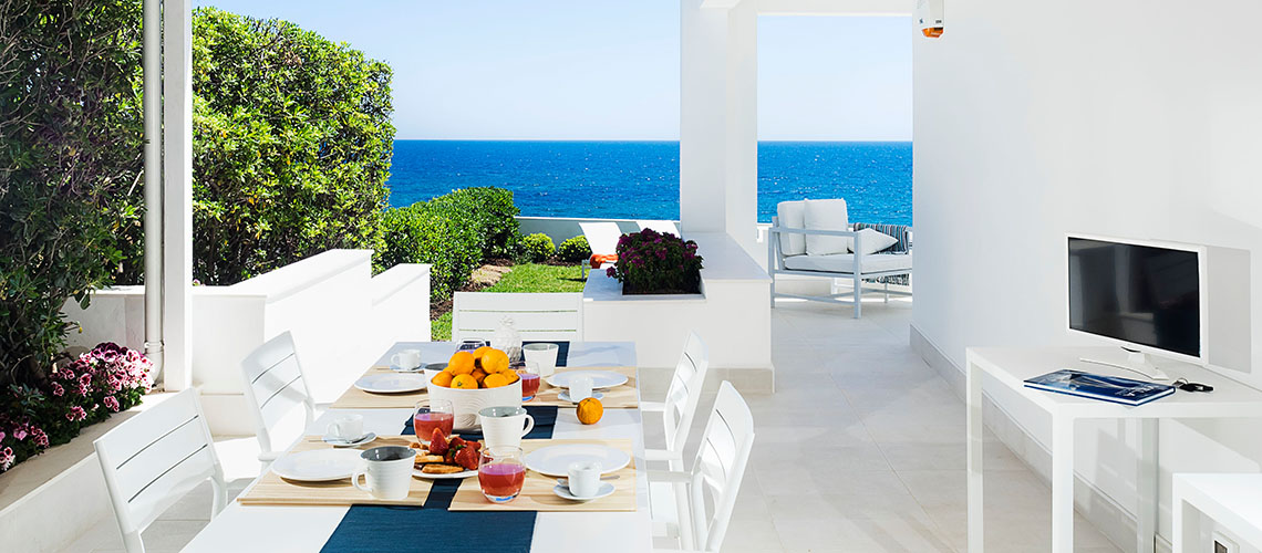 Marisol, Fontane Bianche, Sicily - Seafront villa for rent - 2